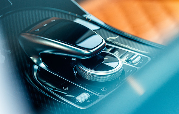Replacing the seat cover can enhance the overall texture, improve the appearance and comfort of the 