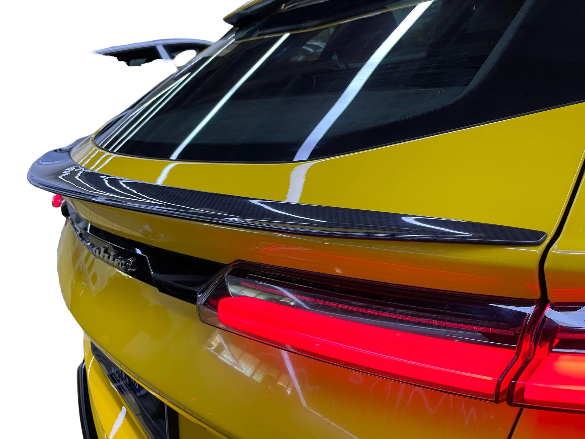 TC Style Carbon Fiber Rear Trunk Spoiler for Lamborghini Urus